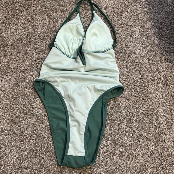 CUPSHE Women Swimsuit One Piece Bathing Suit Deep V Neck - Picture 5 of 10